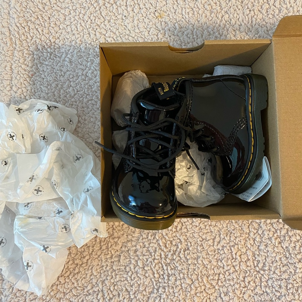 Dr. Martens Boots (Toddler/Baby)